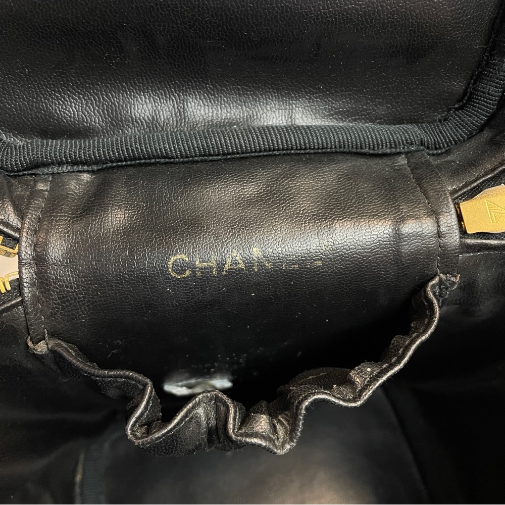 Chanel Vanity Handbag - Picture 9 of 11